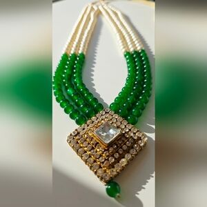 Elegant Green Beaded Necklace with Gold & Crystal Pendant